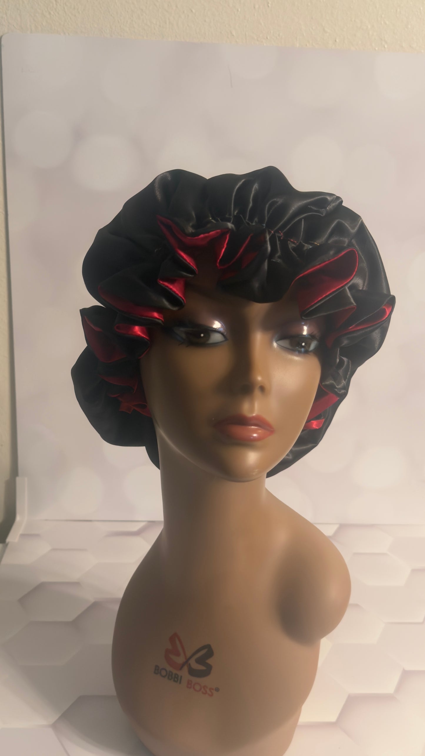 Two-Tone Satin Bonnet - Red & Black