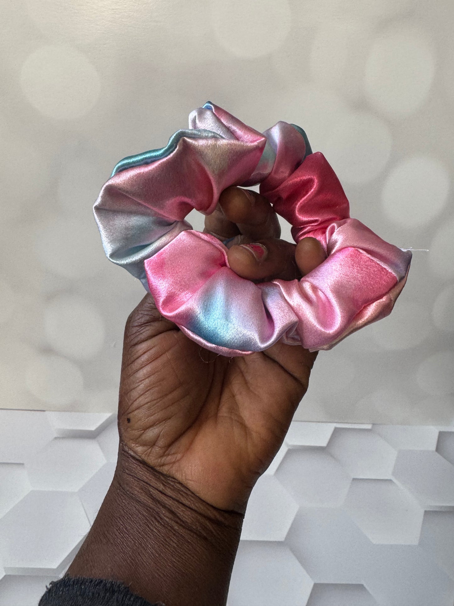 SHINNY PINK SILK SCRUNCHIE