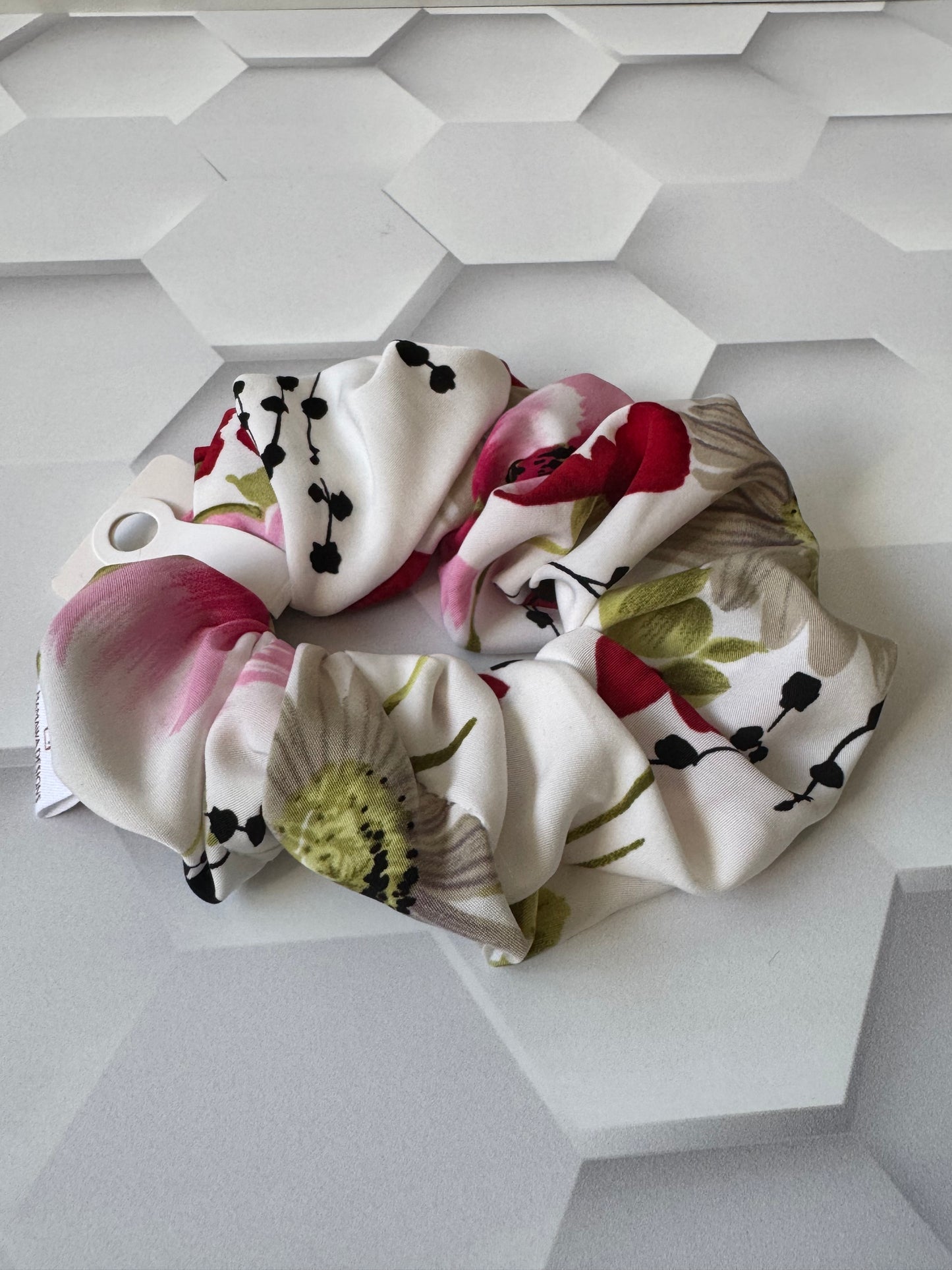 PEACH SILKY SCRUNCHIE