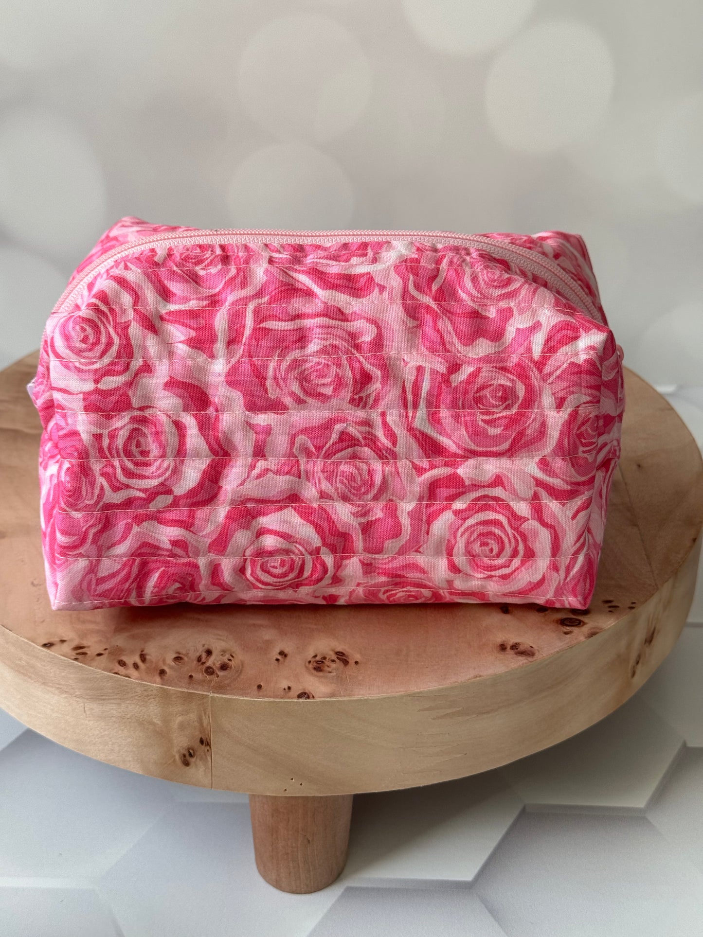 ROSE QUILTED MAKEUP BAG