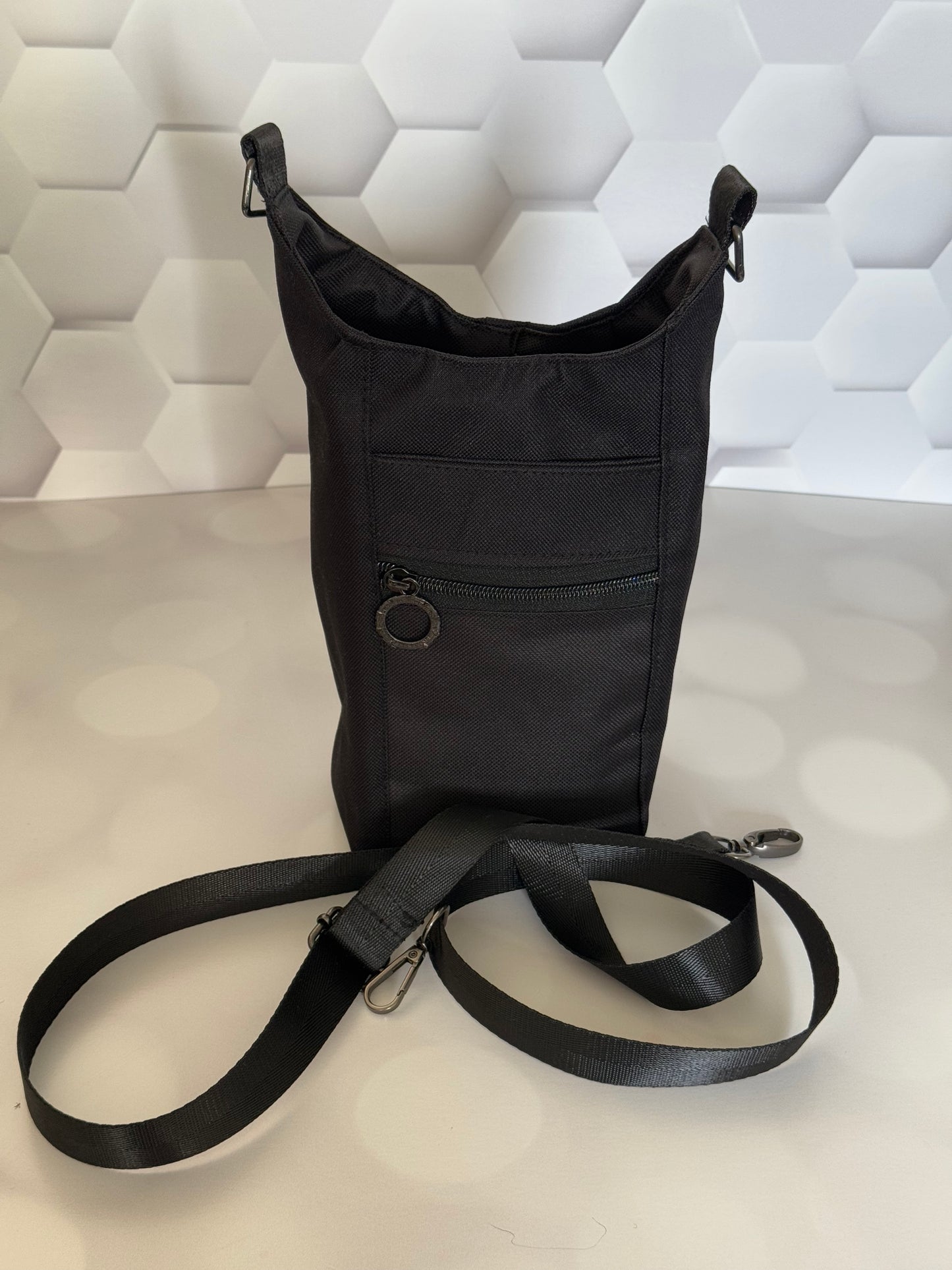 BLACK H20 WATER BOTTLE HOLDER