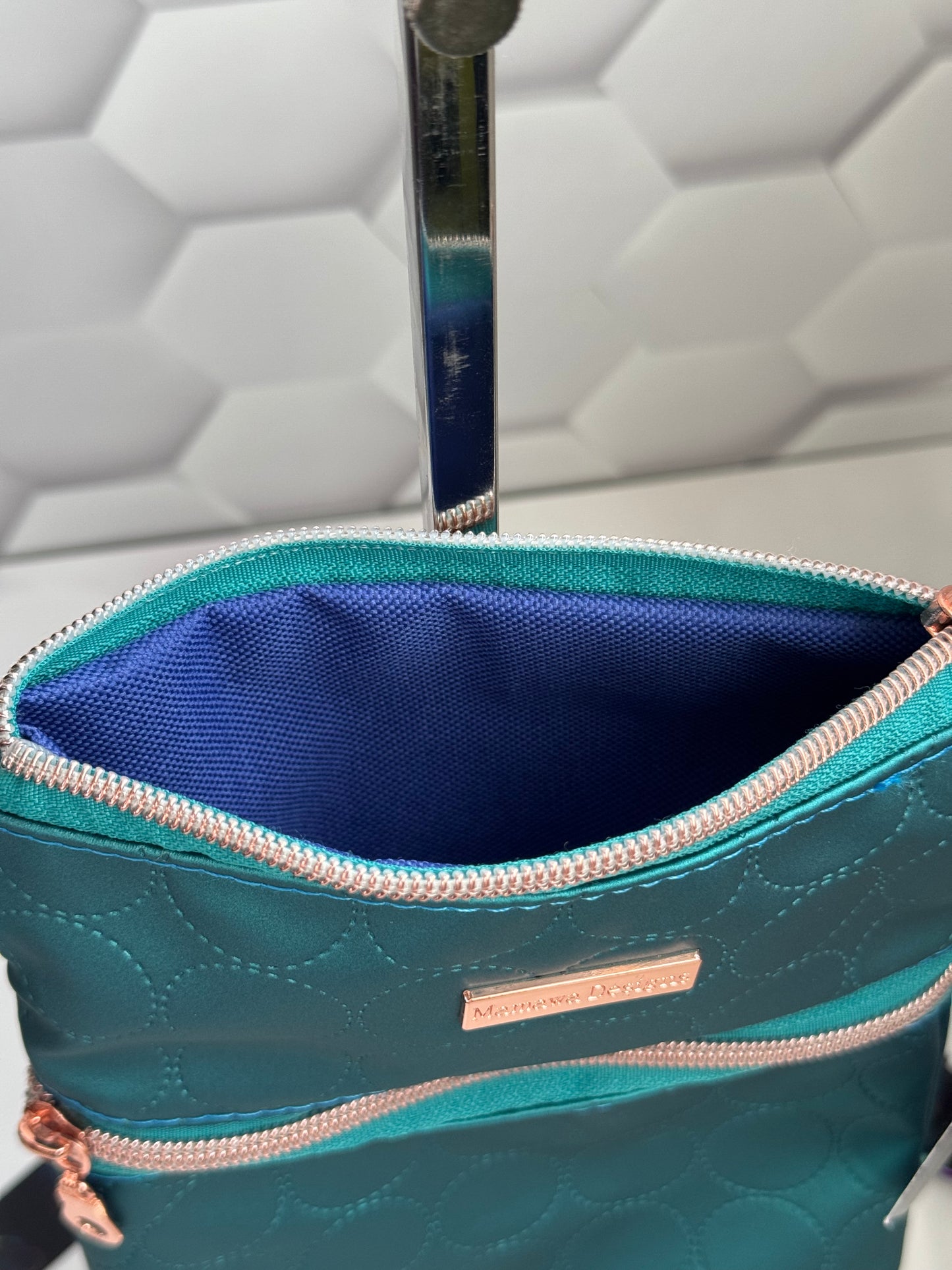 TEAL ISATA CROSSBODY BAG