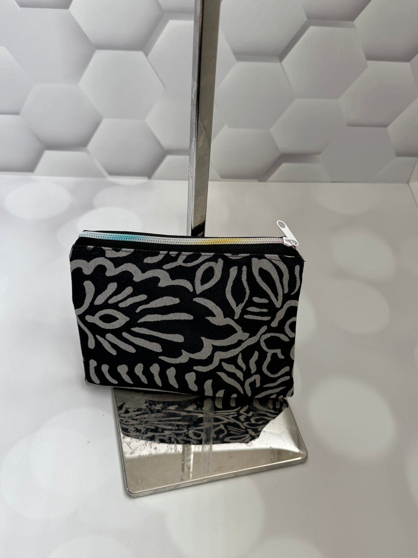 PRINTED BLACK POUCH