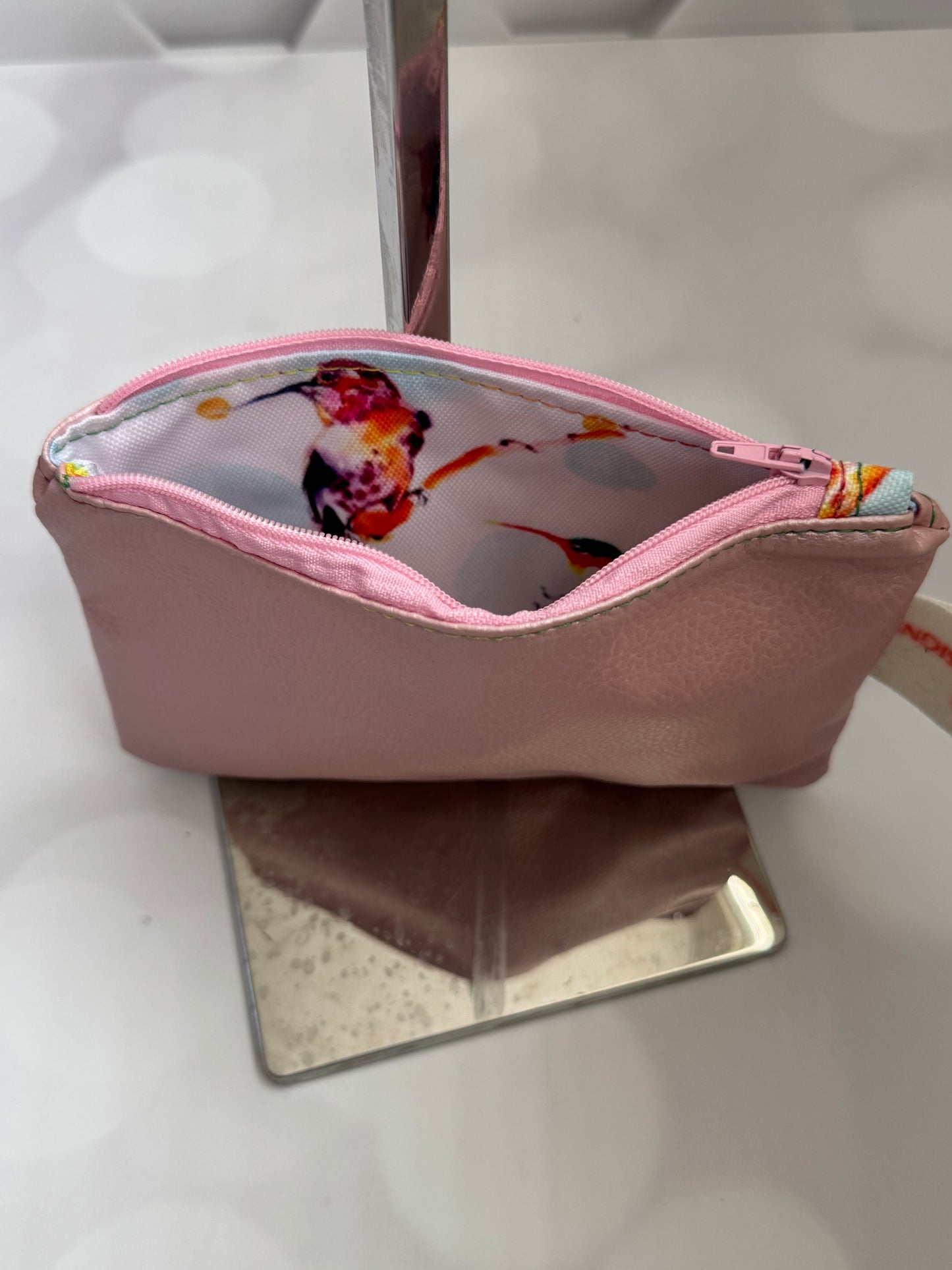 PINK ZIPPER POUCHES