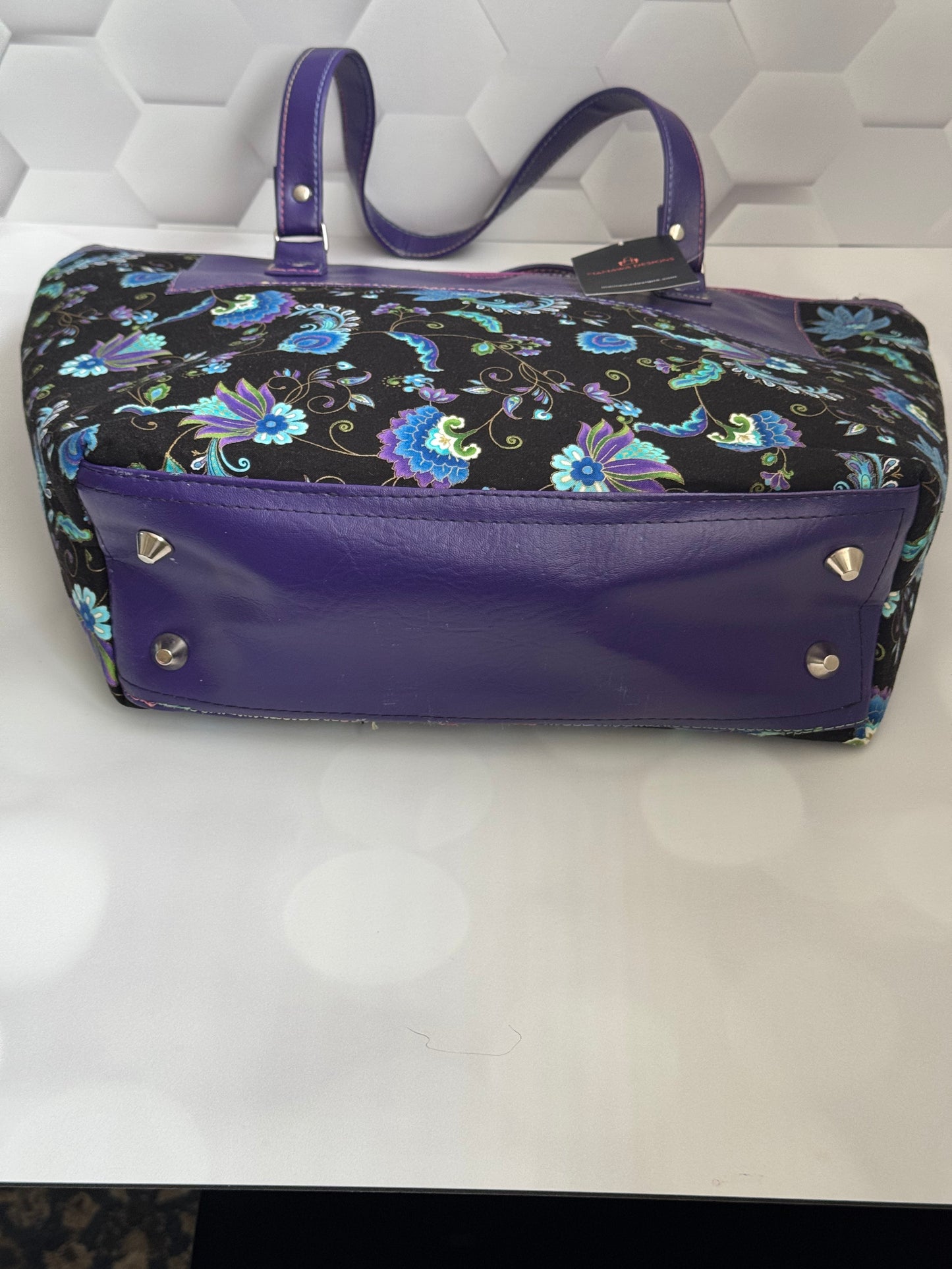 FLORAL LAUREAN HAND BAG
