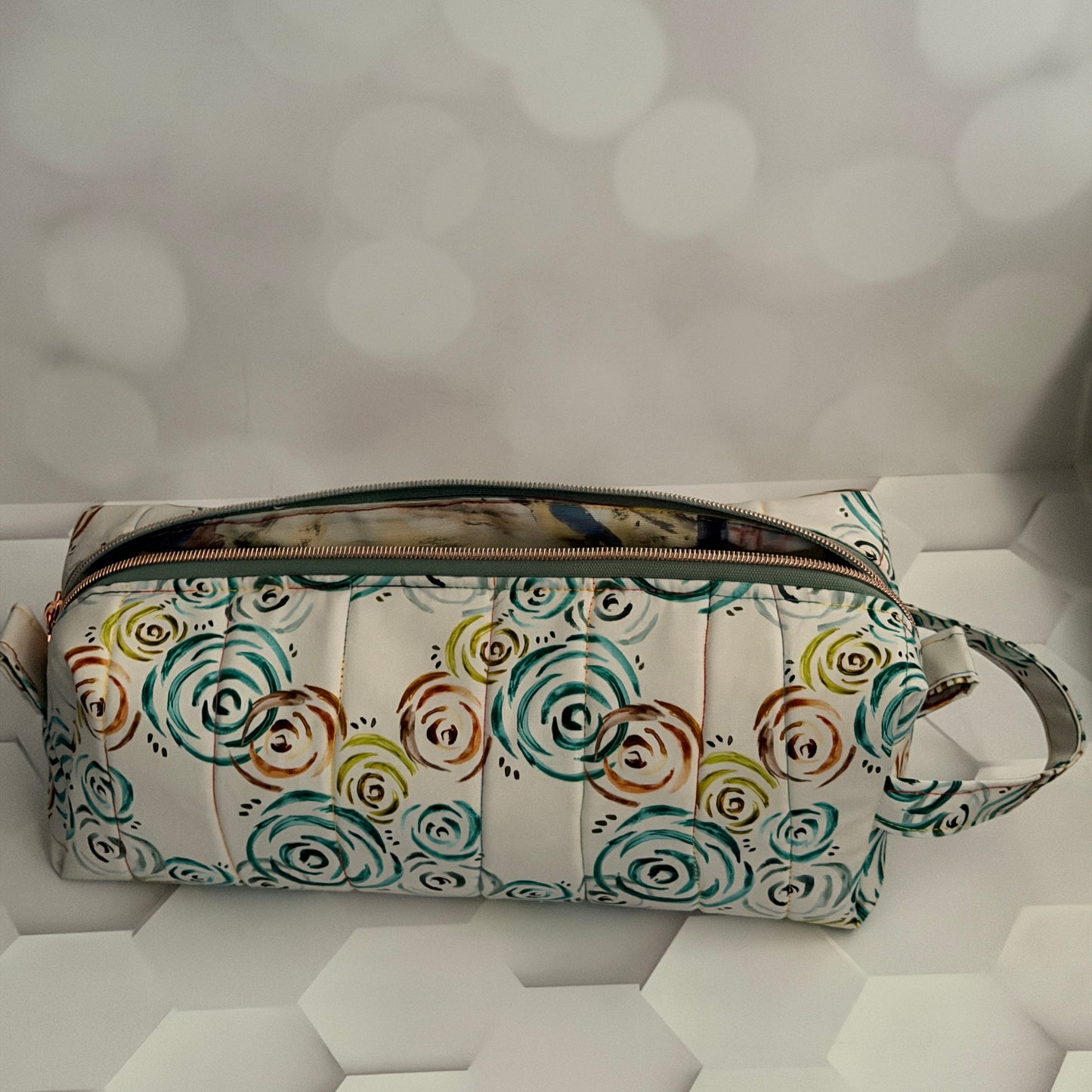 Cream Rose Hair Tools Bag