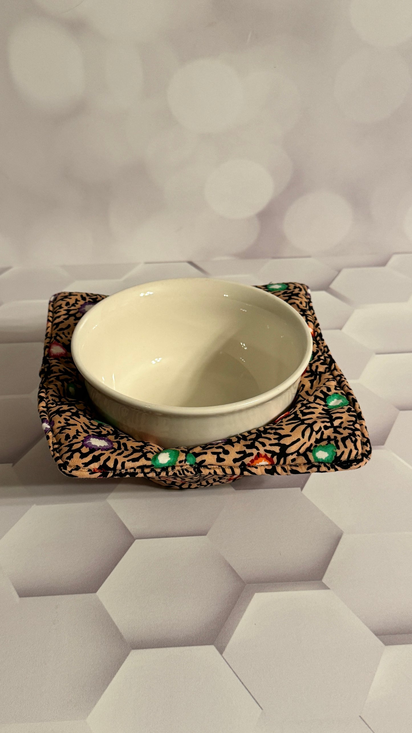 BROWN FL0RA BOWL COZY