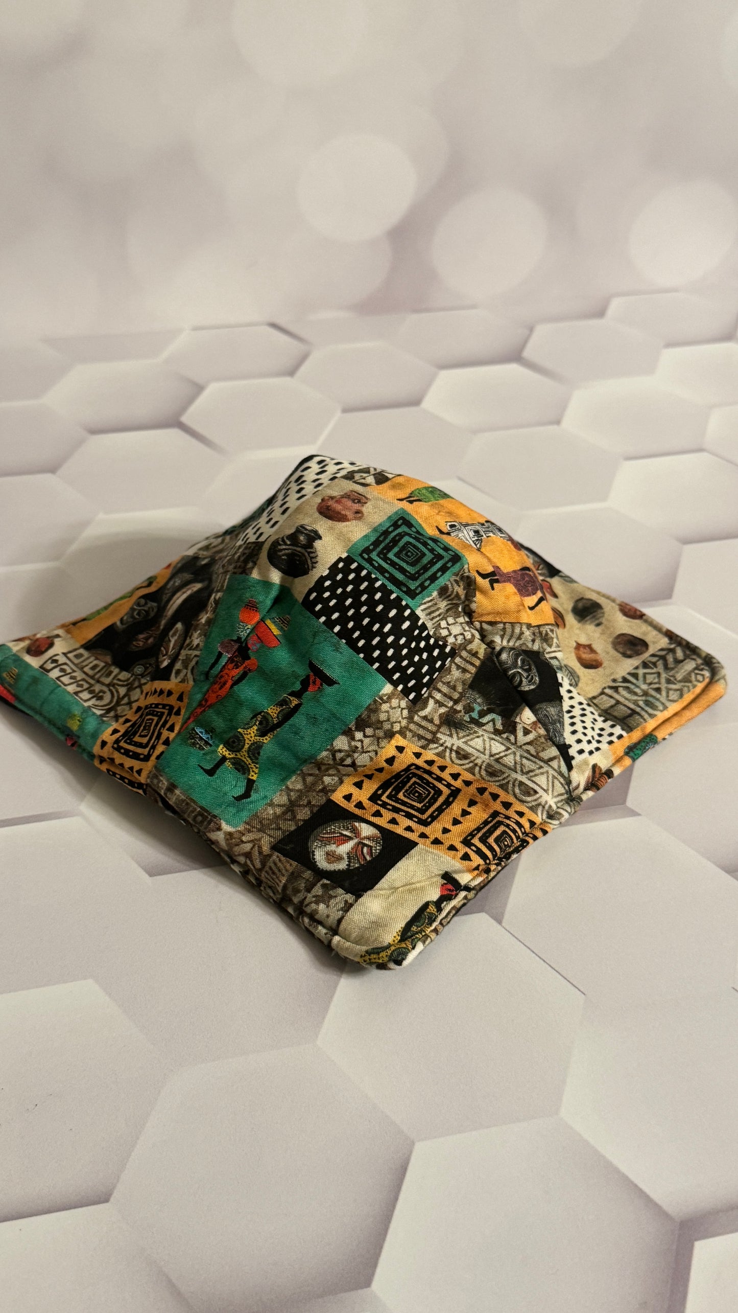 AFRICAN WOMEN BOWL COZY