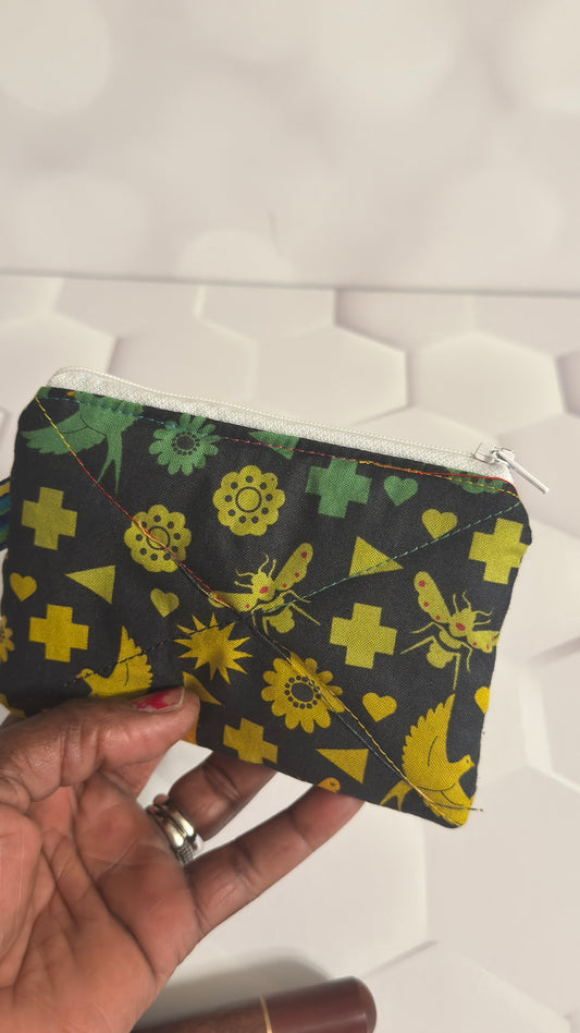 🌿 Nature Vibes Quilted Coin Wallet