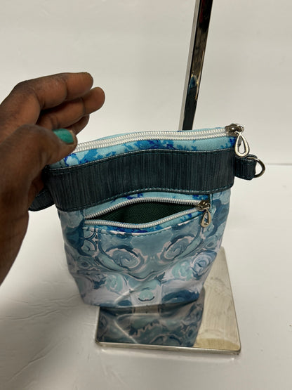 TEAL ROSE ELYSIAN PHONE SLING BAG