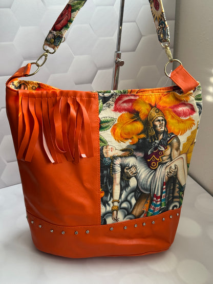 BONNIE BUCKET  HANDBAG