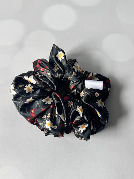Red Flower Scrunchie